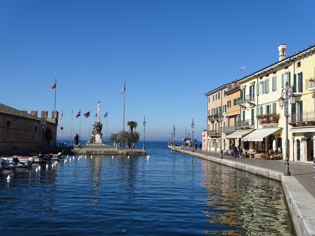 Romantic Escapes: Couple’s Guide to the South of Lake Garda and Lazise