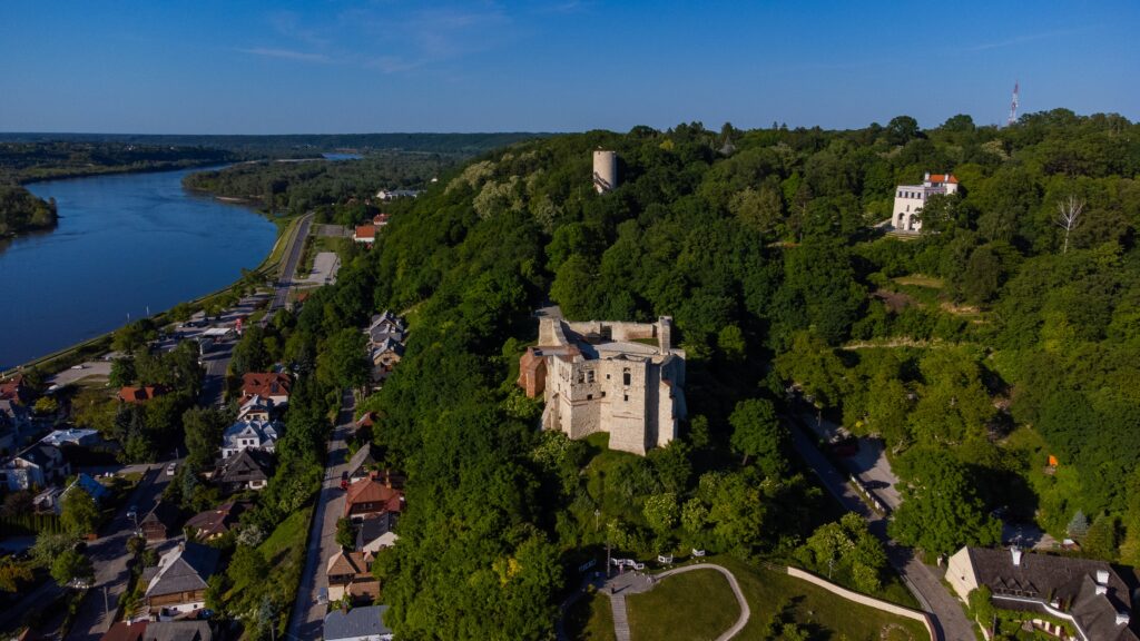 Vistula River Bike Tour, Kazimierz Dolny castle 